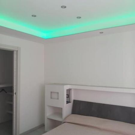 Chromotherapy Flat Monserrato Eksteriør bilde